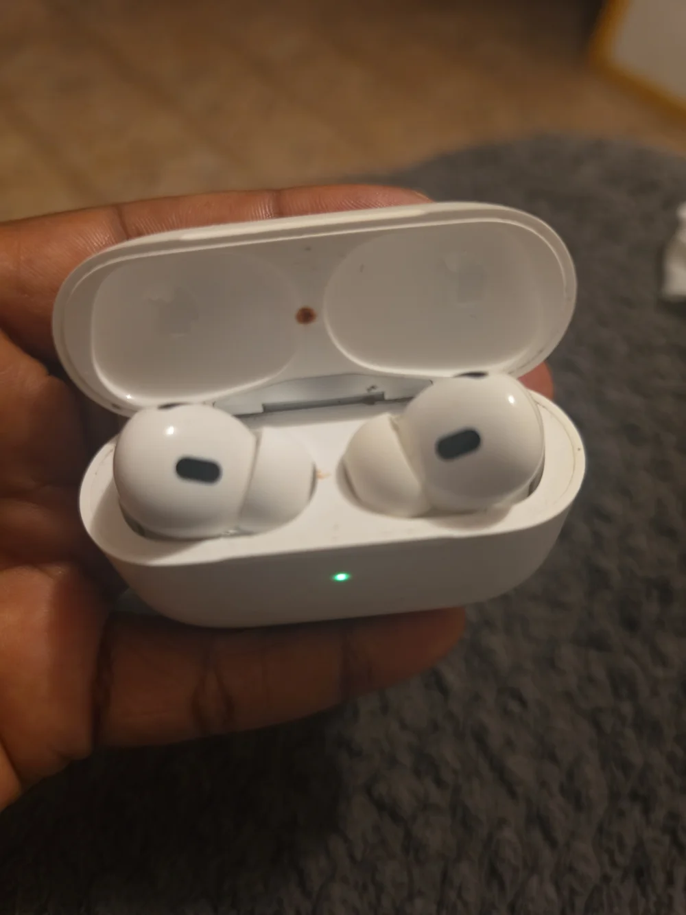 Apple AirPods Pro 2nd Generation (White) Wireless Noise-Canceling Earbuds A2700